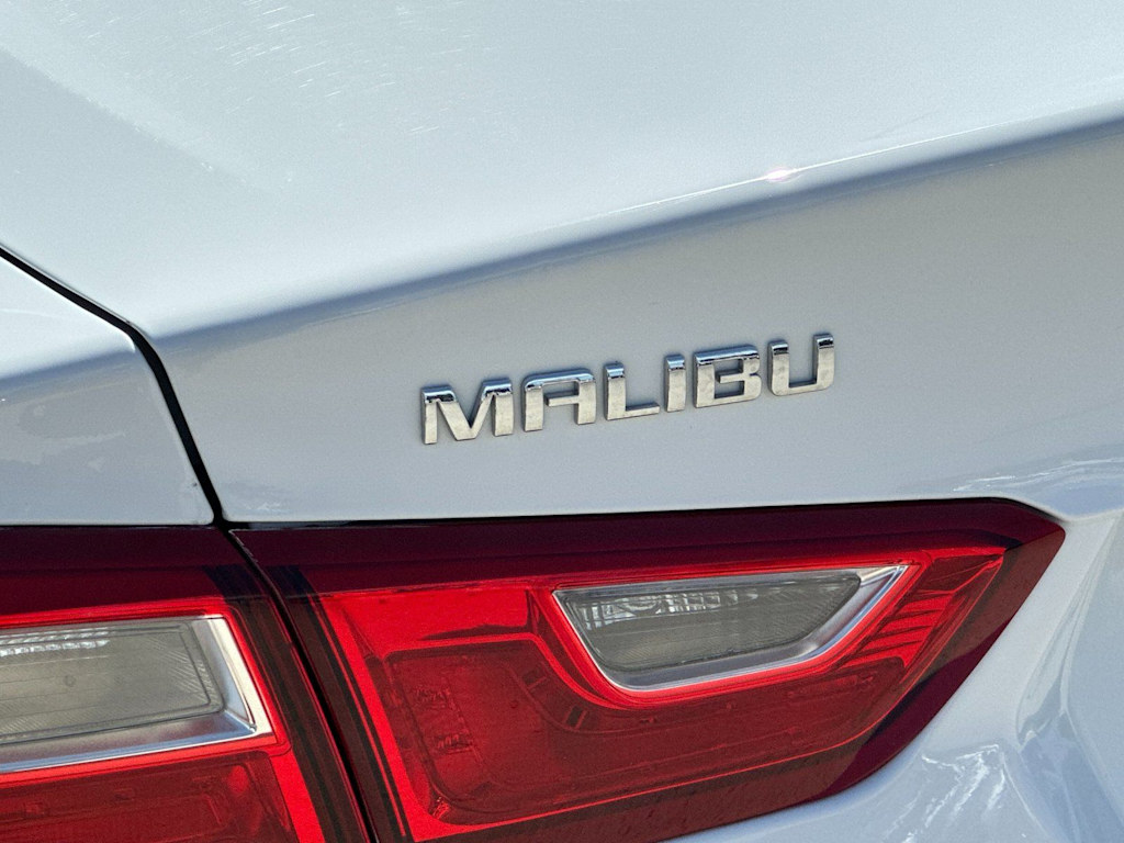 Thumbnail: 2024 Chevrolet Malibu - 28