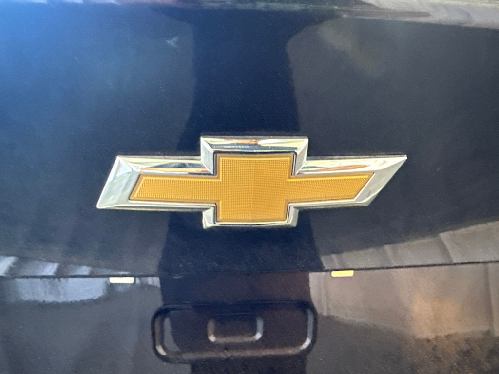 Thumbnail: 2023 Chevrolet Malibu - 19