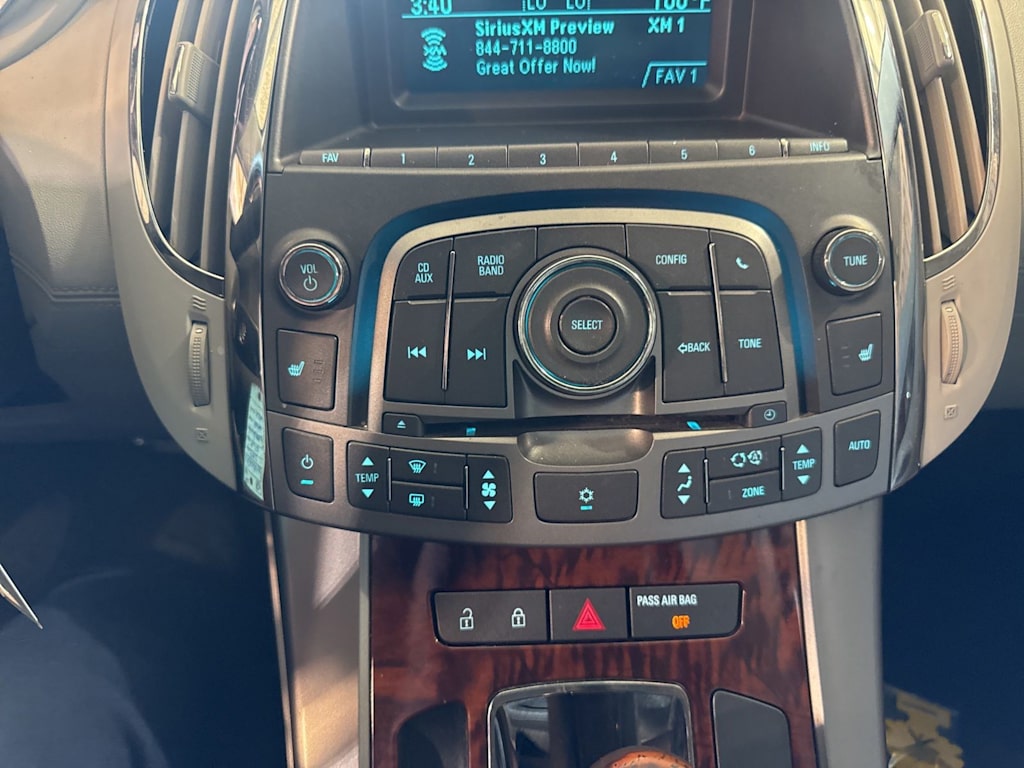 Thumbnail: 2012 Buick LaCrosse - 28