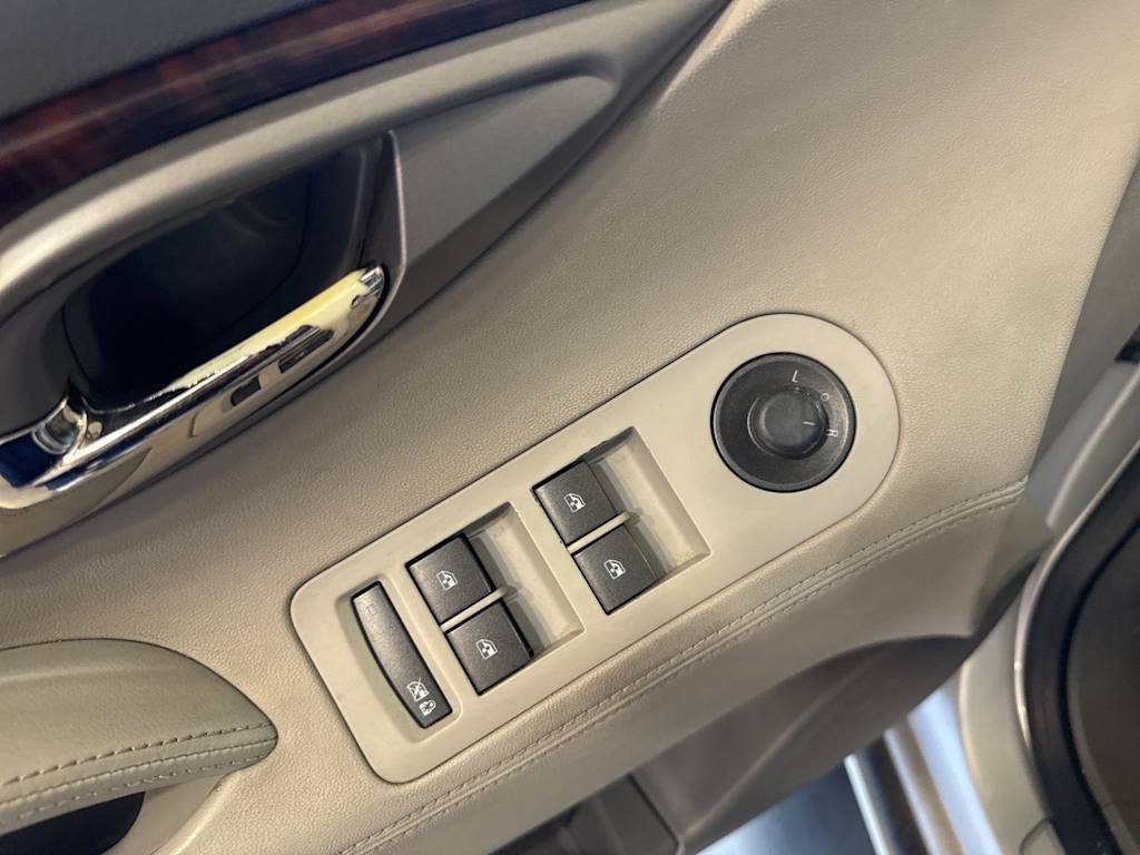 Thumbnail: 2012 Buick LaCrosse - 23