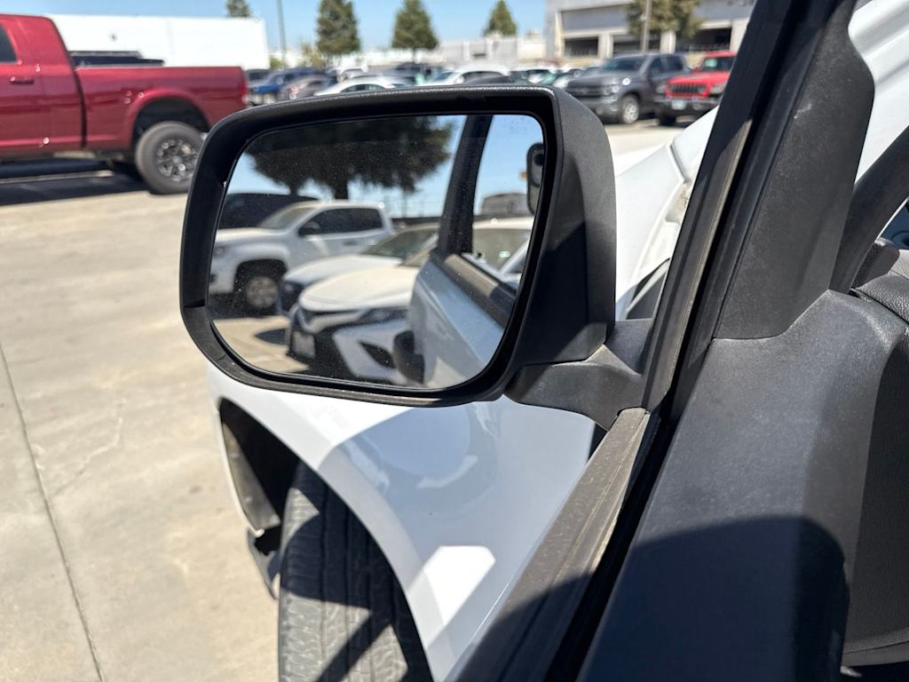 Thumbnail: 2020 Chevrolet Colorado - 21