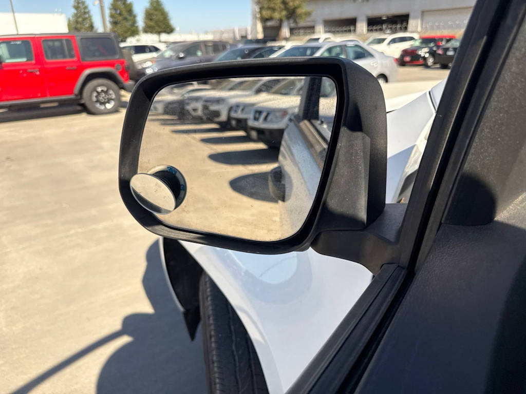 Thumbnail: 2021 Chevrolet Colorado - 19
