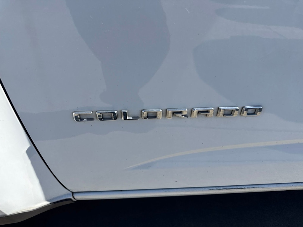 Thumbnail: 2021 Chevrolet Colorado - 6