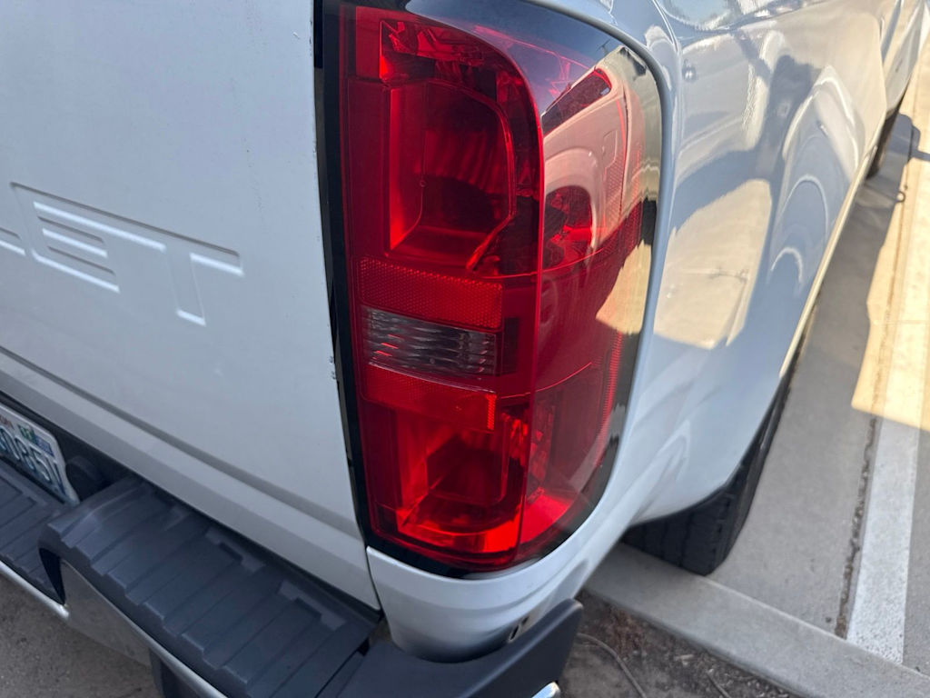 Thumbnail: 2021 Chevrolet Colorado - 14