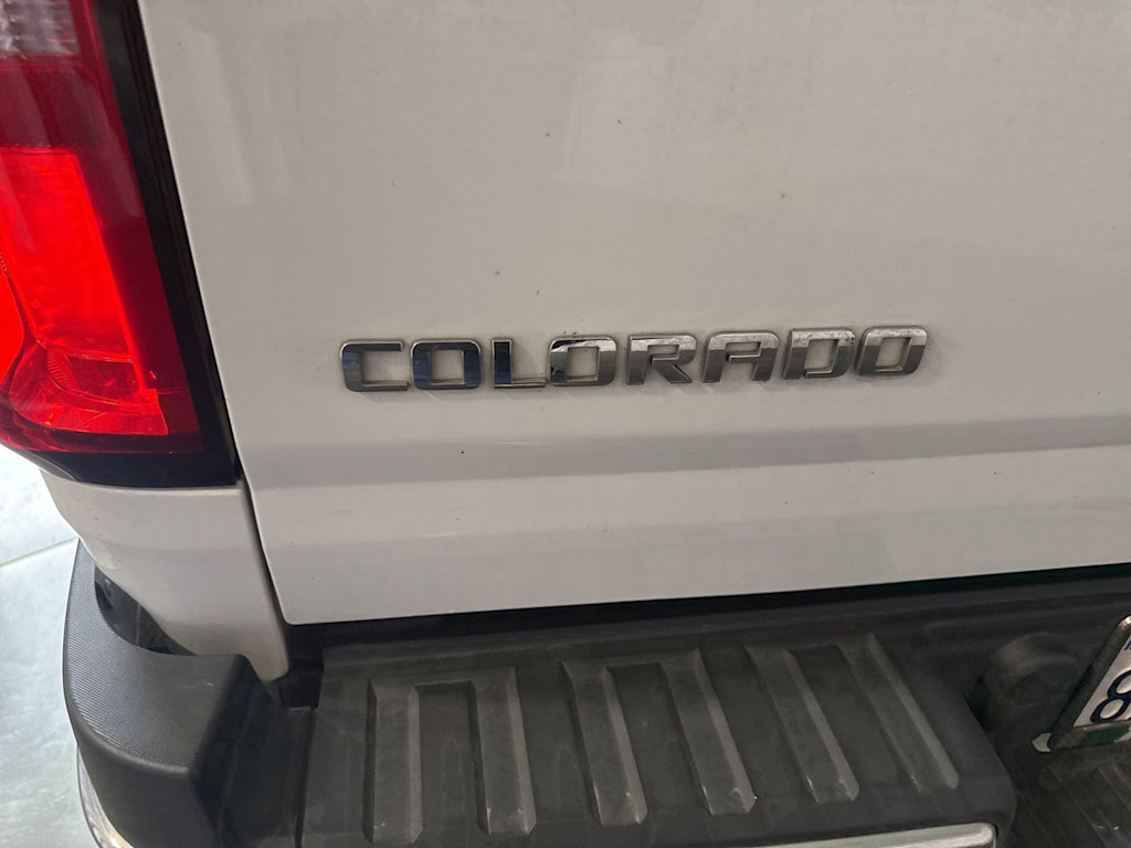 Thumbnail: 2019 Chevrolet Colorado - 21