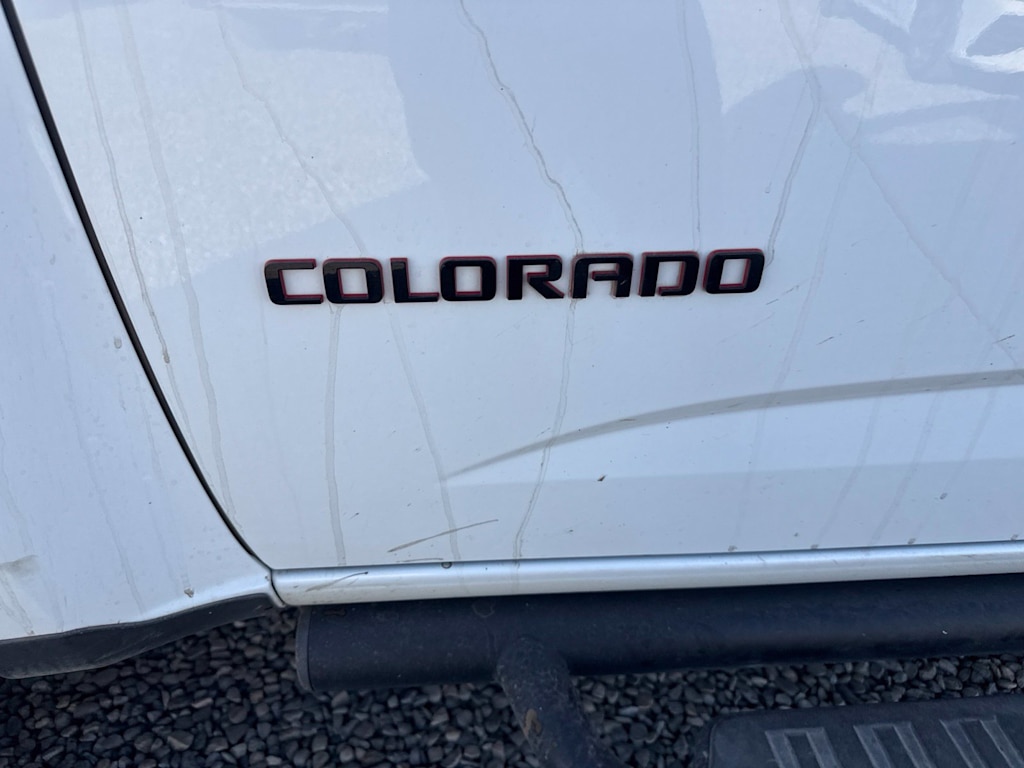 Thumbnail: 2021 Chevrolet Colorado - 4