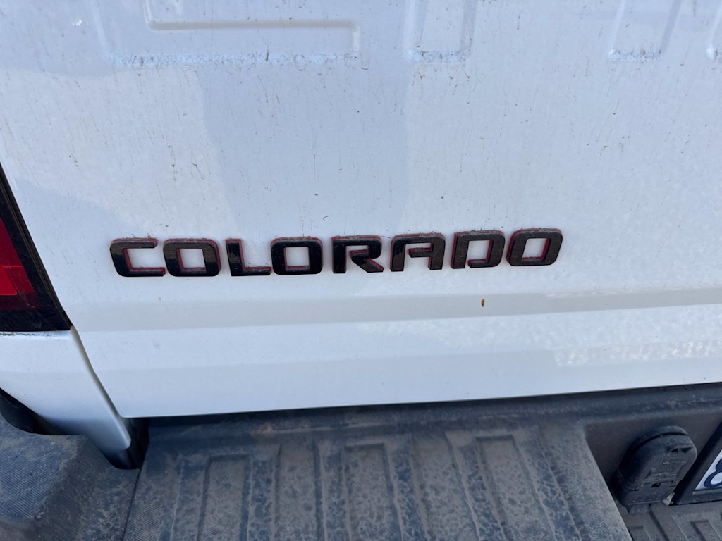 Thumbnail: 2021 Chevrolet Colorado - 15
