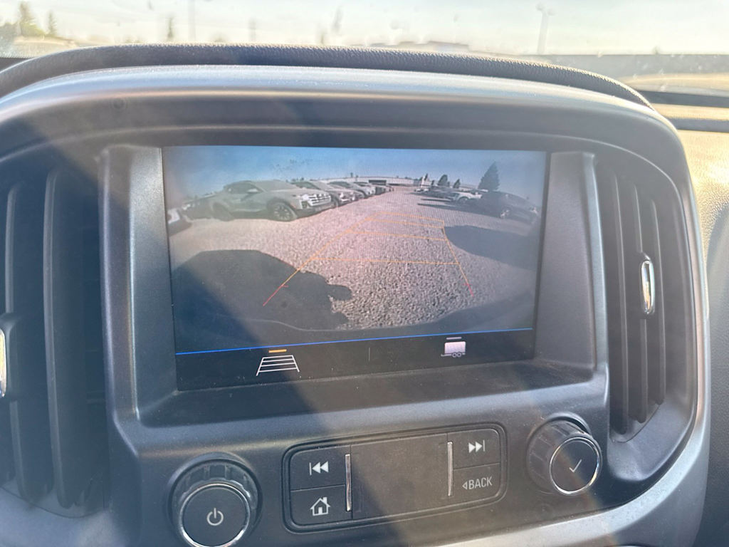Thumbnail: 2021 Chevrolet Colorado - 22