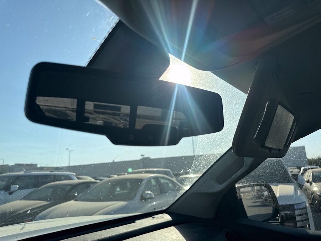 Thumbnail: 2021 Chevrolet Colorado - 20
