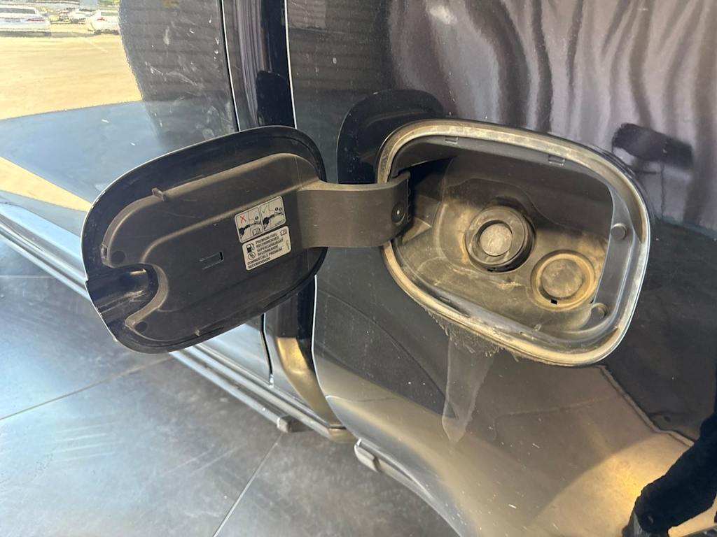 Thumbnail: 2021 Chevrolet Silverado 1500 - 18