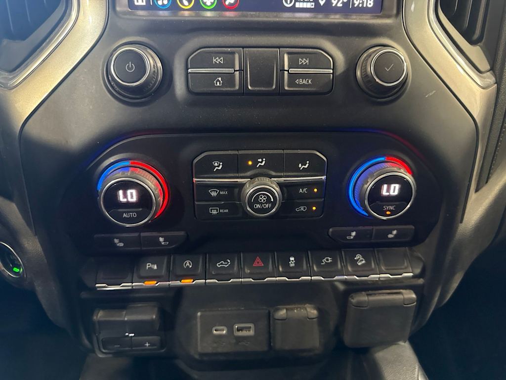 Thumbnail: 2021 Chevrolet Silverado 1500 - 32