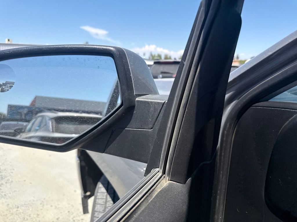 Thumbnail: 2017 Chevrolet Silverado 1500 - 20
