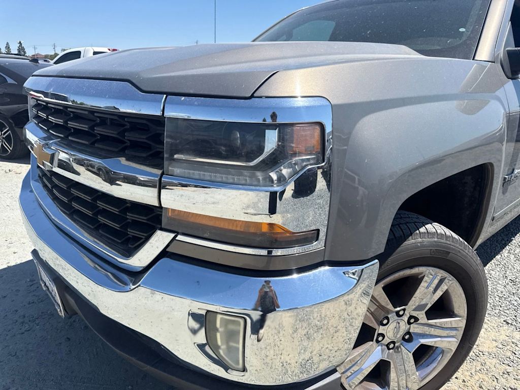 Thumbnail: 2017 Chevrolet Silverado 1500 - 8