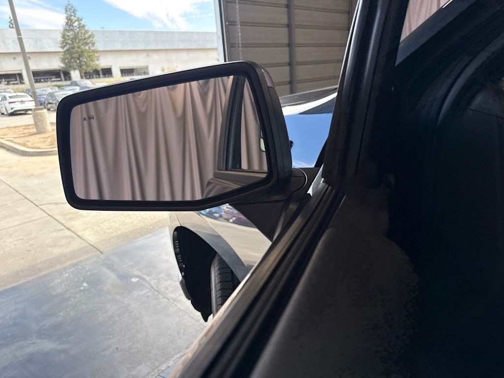 Thumbnail: 2020 Chevrolet Silverado 1500 - 21