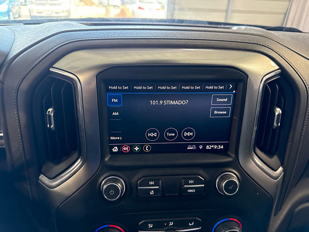 Thumbnail: 2020 Chevrolet Silverado 1500 - 27