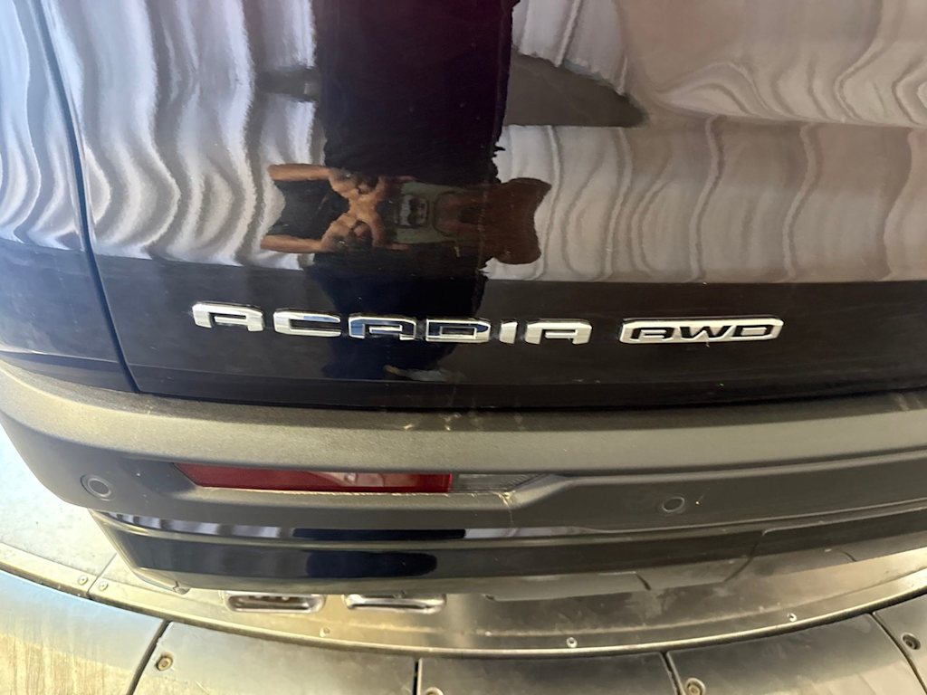 Thumbnail: 2026 GMC Acadia - 7