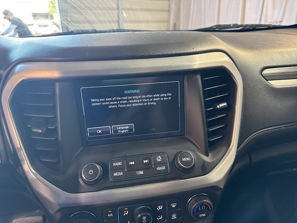 Thumbnail: 2017 GMC Acadia - 10