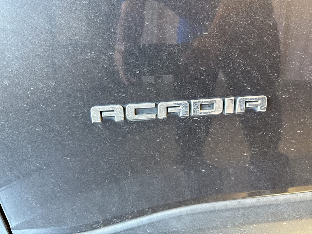 Thumbnail: 2017 GMC Acadia - 18