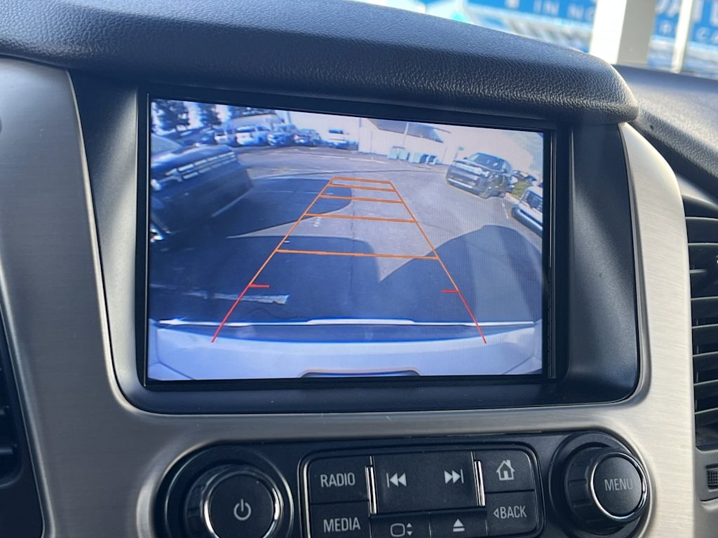 Thumbnail: 2016 GMC Yukon - 25