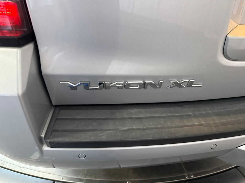 Thumbnail: 2017 GMC Yukon XL - 18