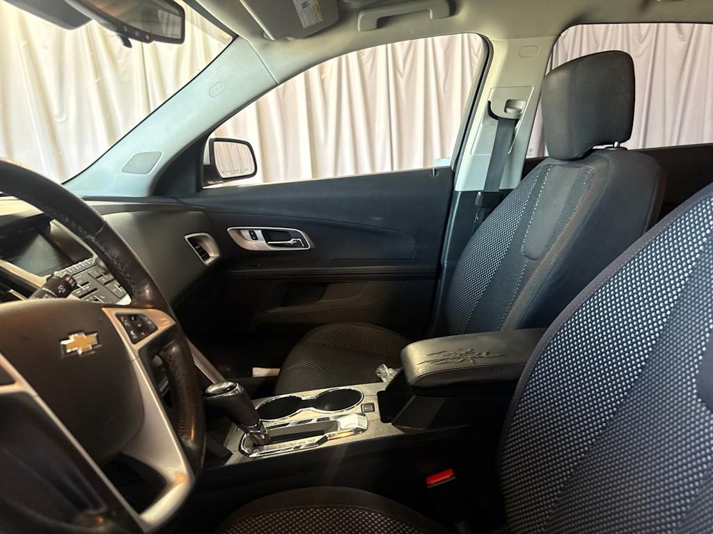 Thumbnail: 2016 Chevrolet Equinox - 6