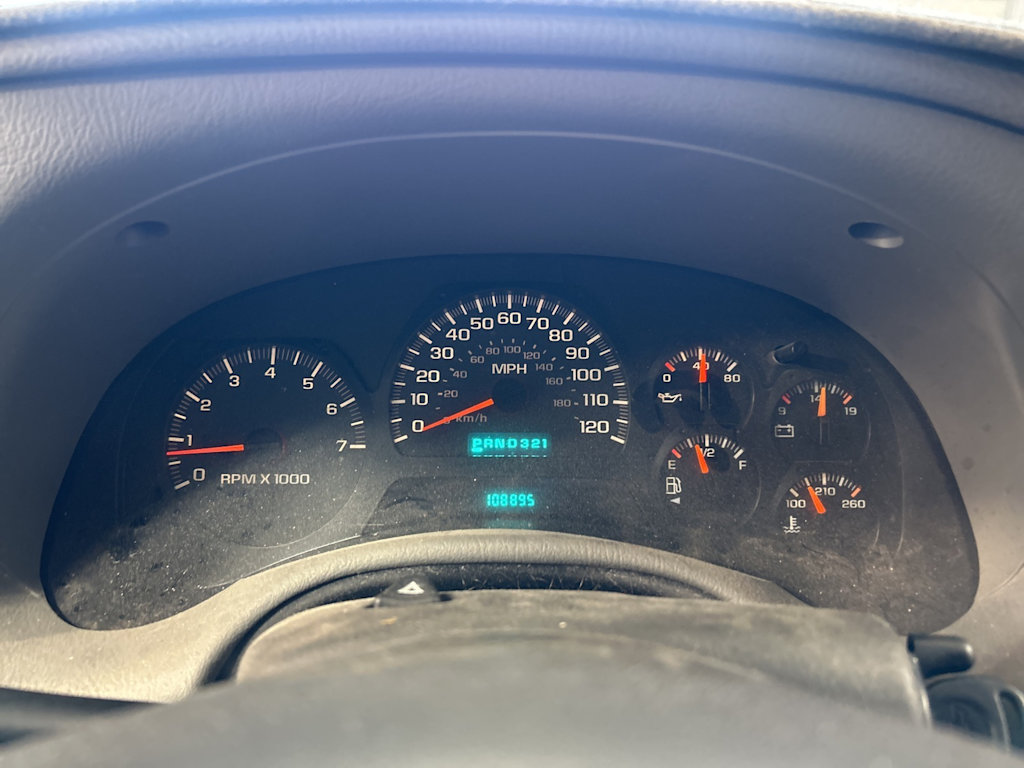 Thumbnail: 2004 Chevrolet TrailBlazer - 12