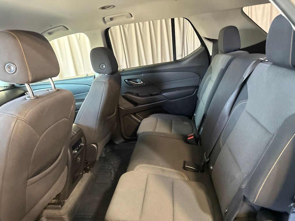 Thumbnail: 2020 Chevrolet Traverse - 9