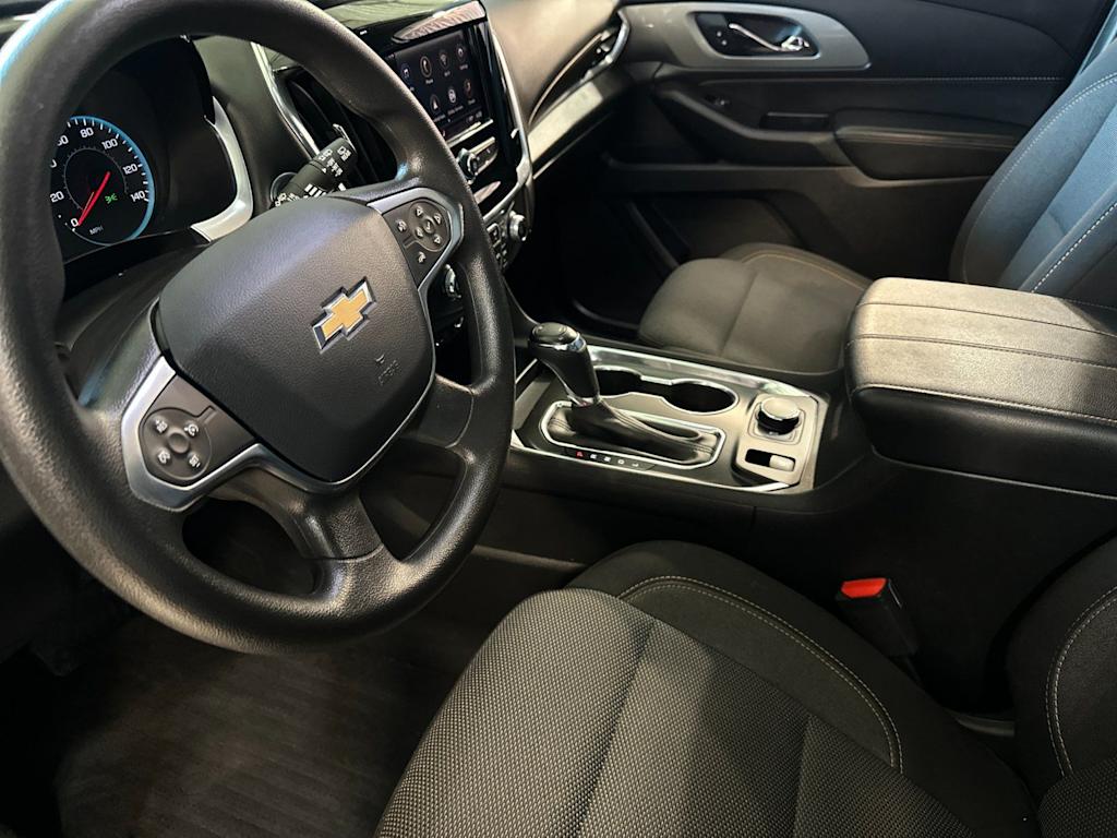 Thumbnail: 2020 Chevrolet Traverse - 9