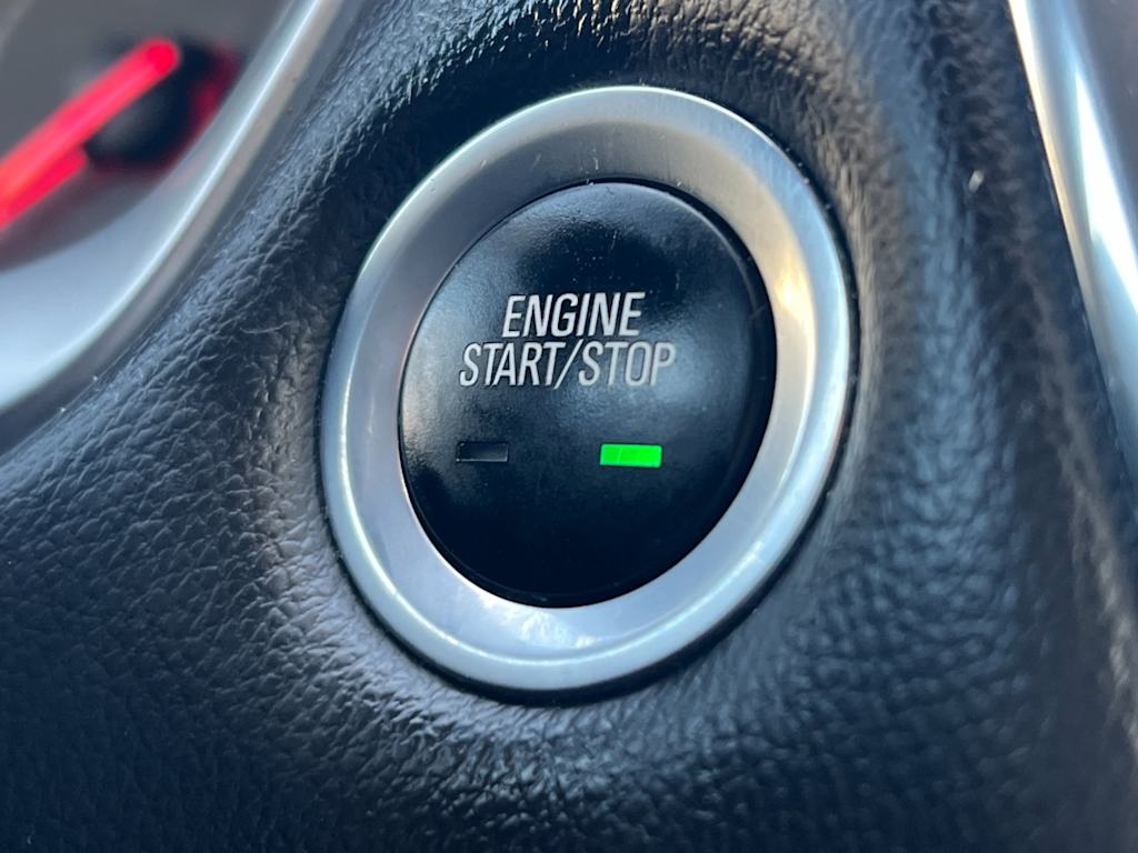 Thumbnail: 2018 Chevrolet Traverse - 28