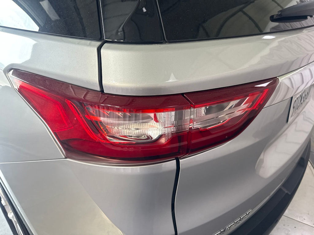 Thumbnail: 2018 Chevrolet Traverse - 20