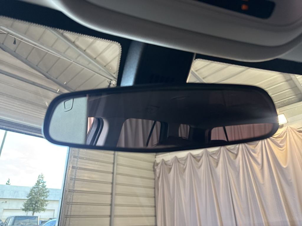 Thumbnail: 2018 Chevrolet Traverse - 29