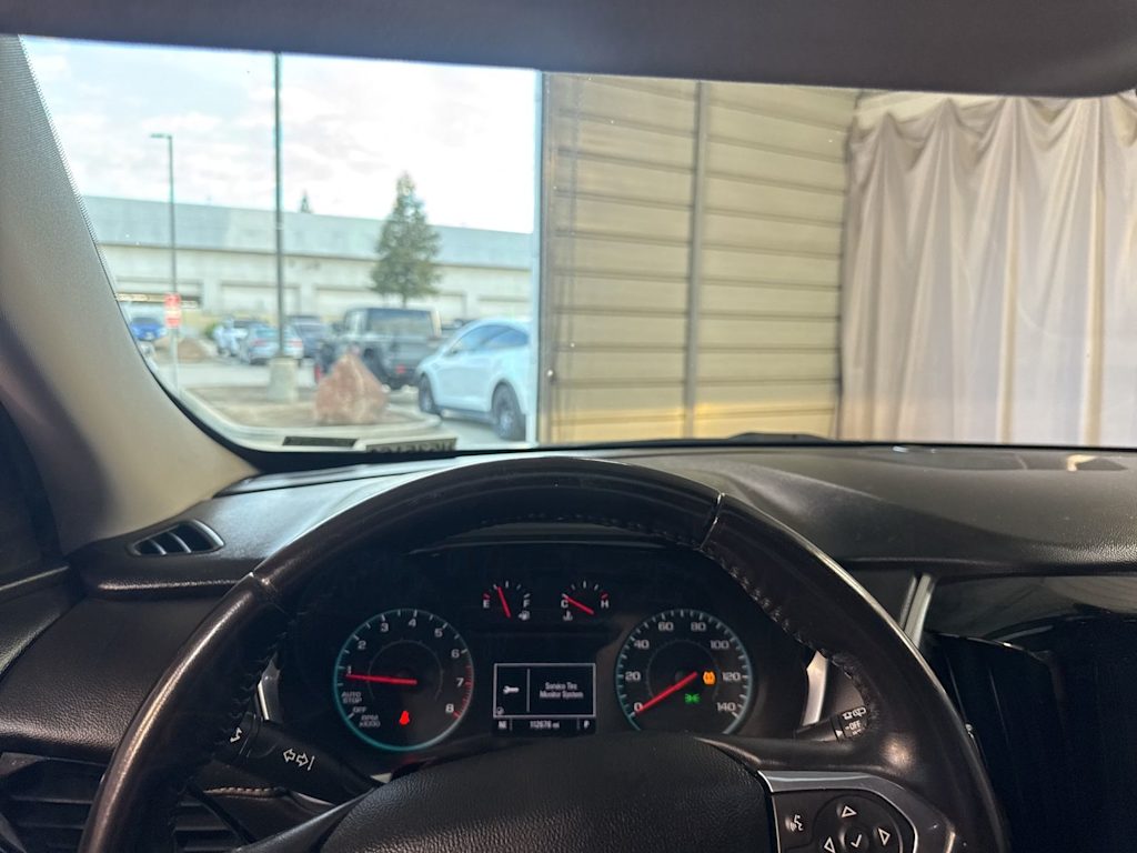 Thumbnail: 2018 Chevrolet Traverse - 26