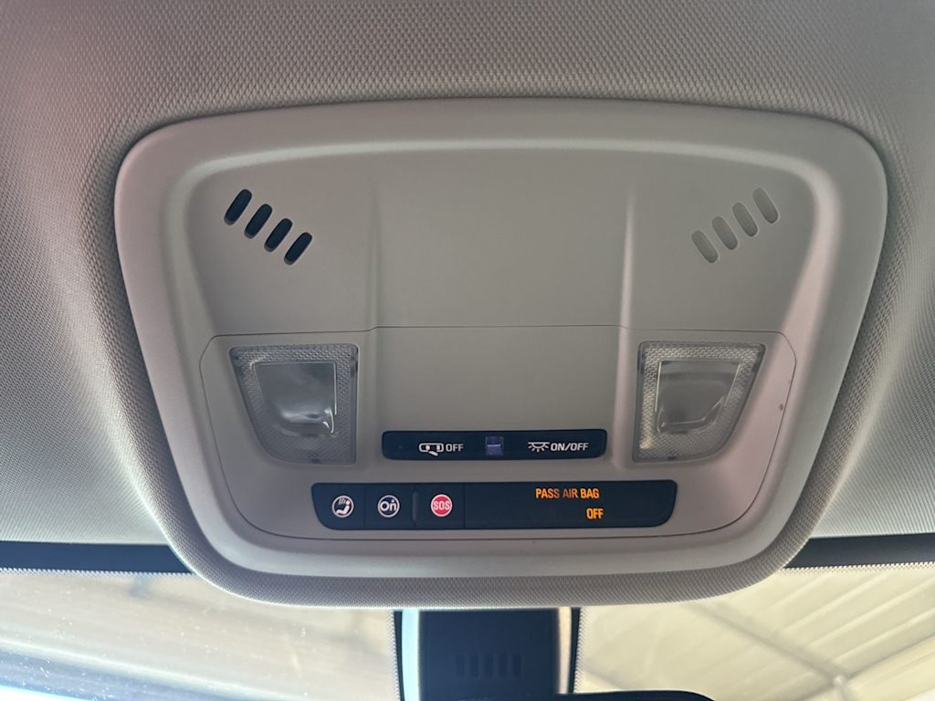 Thumbnail: 2018 Chevrolet Traverse - 30