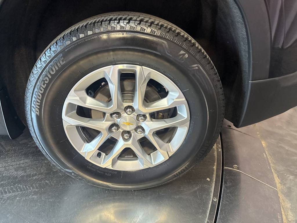 Thumbnail: 2018 Chevrolet Traverse - 7