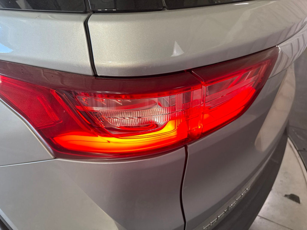 Thumbnail: 2020 Chevrolet Traverse - 23