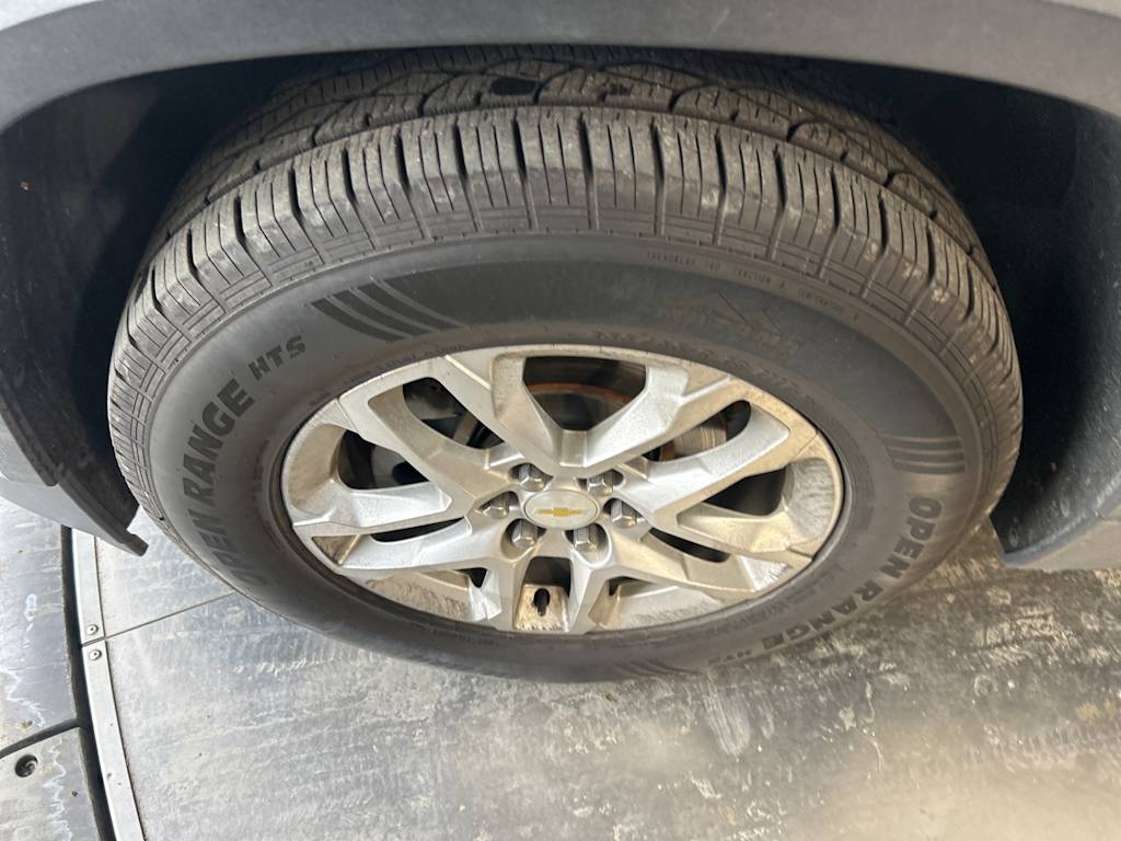 Thumbnail: 2018 Chevrolet Traverse - 26