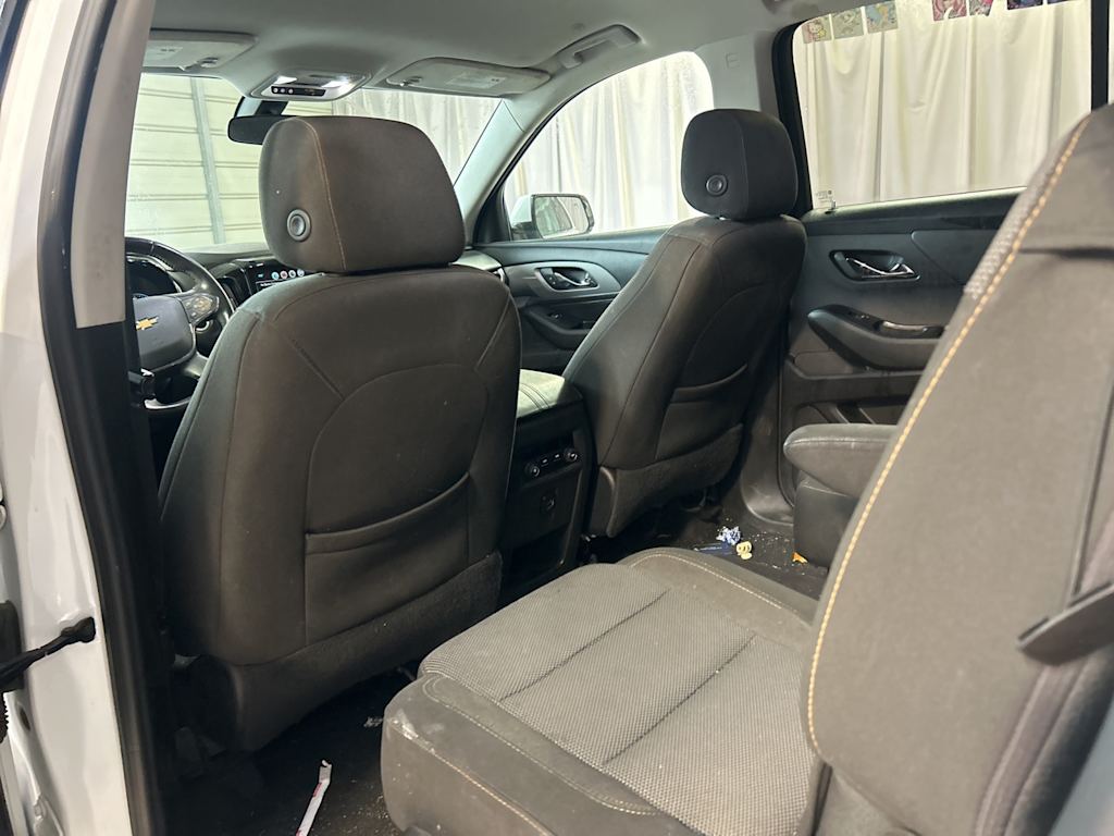 Thumbnail: 2018 Chevrolet Traverse - 9