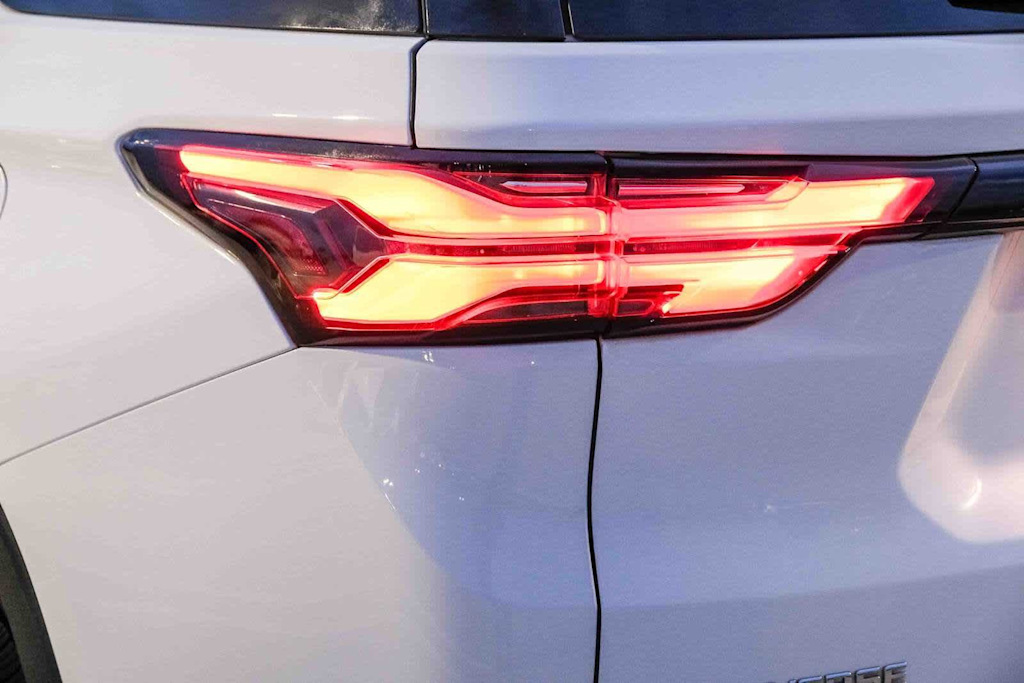 Thumbnail: 2023 Chevrolet Traverse - 18