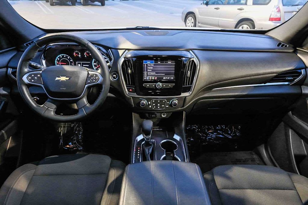 Thumbnail: 2023 Chevrolet Traverse - 2