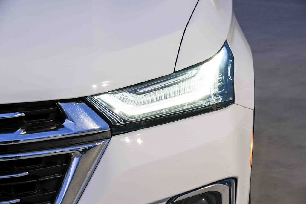 Thumbnail: 2023 Chevrolet Traverse - 22