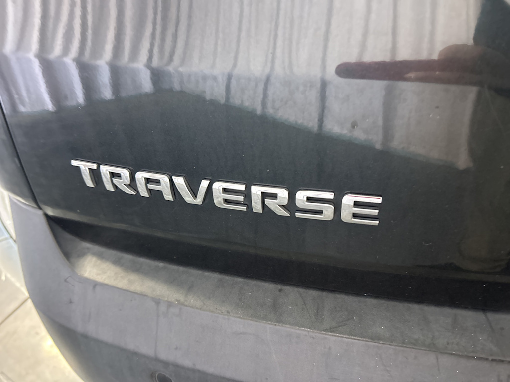 Thumbnail: 2020 Chevrolet Traverse - 23