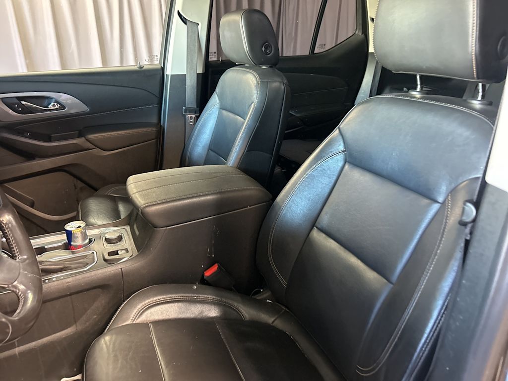 Thumbnail: 2020 Chevrolet Traverse - 9