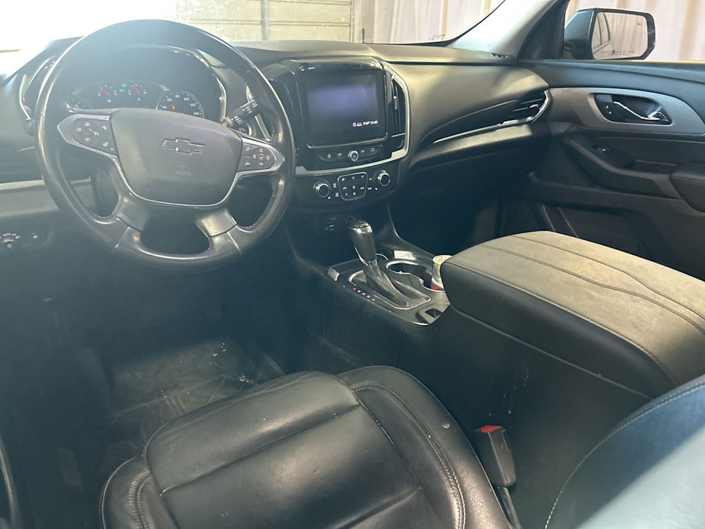 Thumbnail: 2020 Chevrolet Traverse - 2