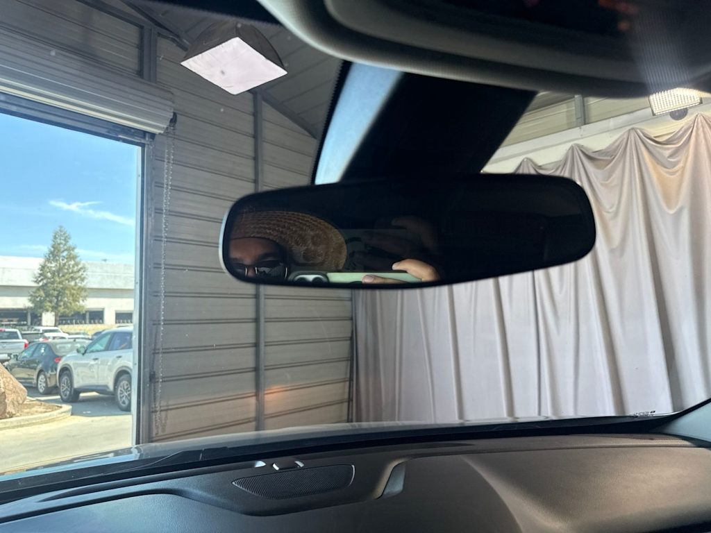Thumbnail: 2020 Chevrolet Traverse - 28