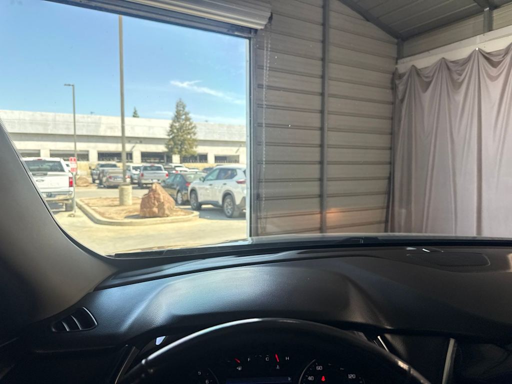Thumbnail: 2020 Chevrolet Traverse - 27