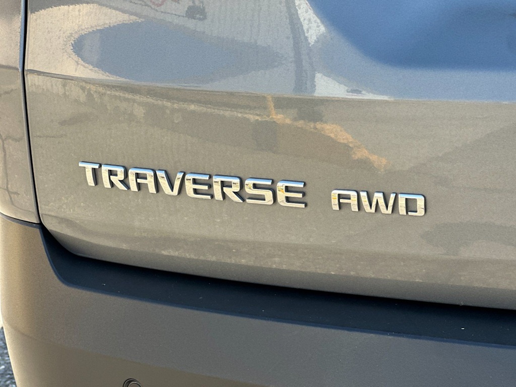 Thumbnail: 2020 Chevrolet Traverse - 7