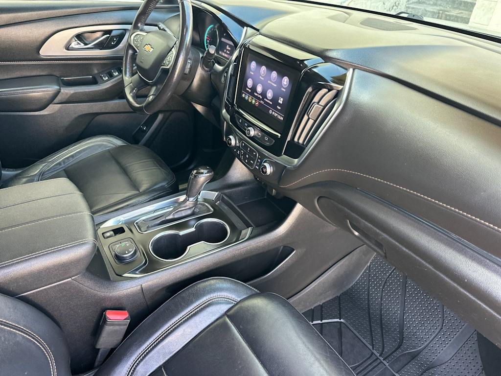 Thumbnail: 2020 Chevrolet Traverse - 13