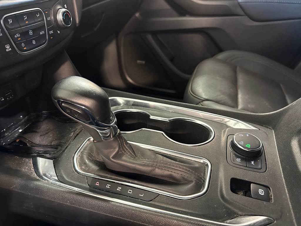 Thumbnail: 2023 Chevrolet Traverse - 12