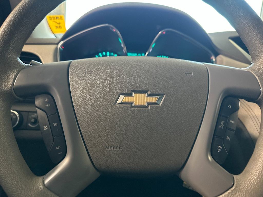 Thumbnail: 2017 Chevrolet Traverse - 28