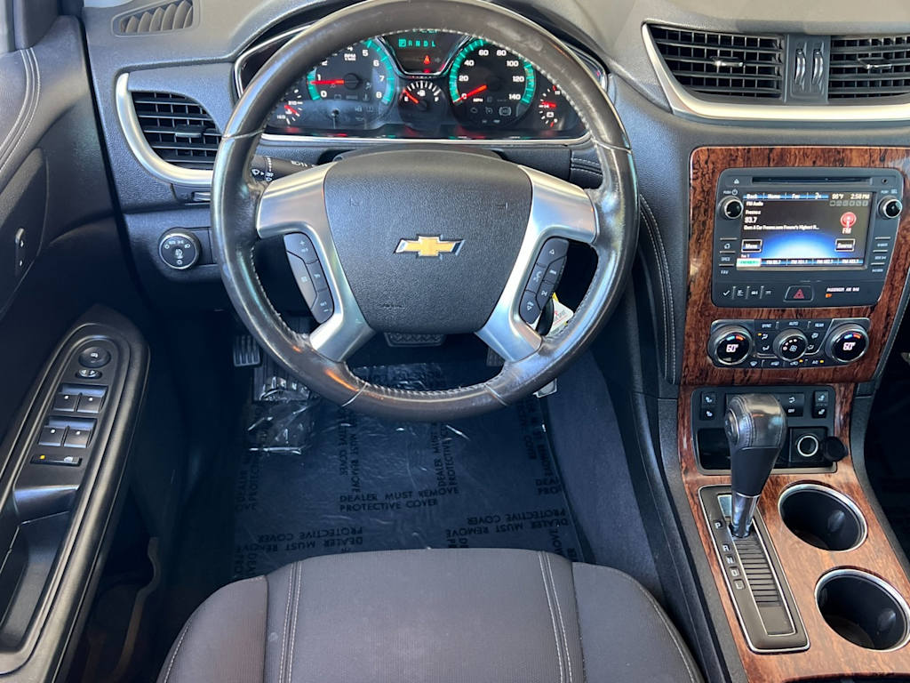 Thumbnail: 2014 Chevrolet Traverse - 13